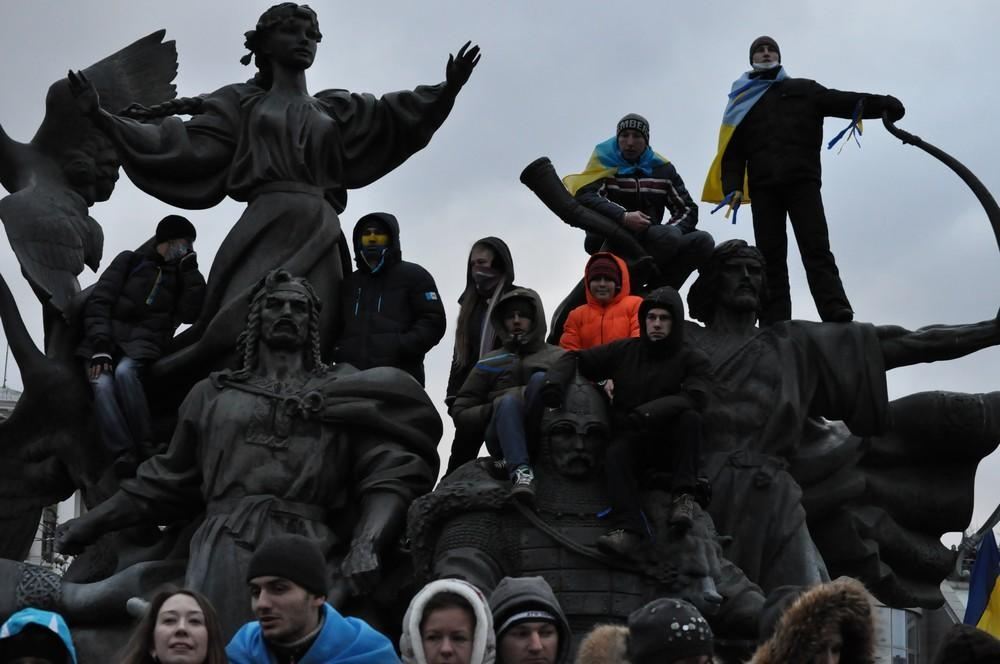 Сотні тисяч на Майдані: як все починалося