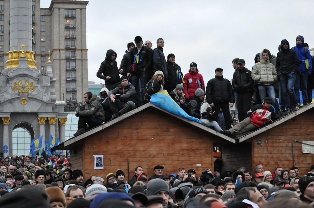 Сотні тисяч на Майдані: як все починалося