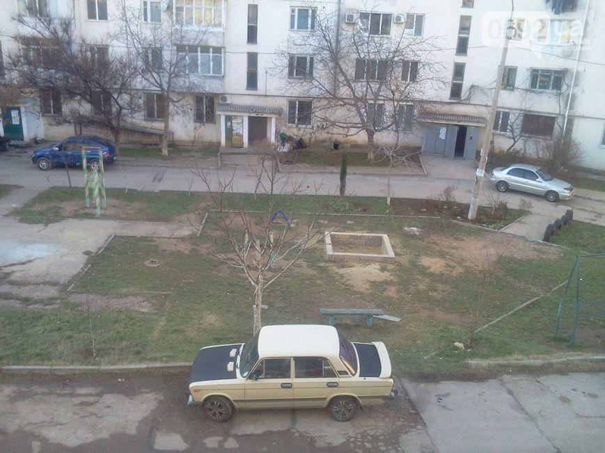 В Севастополе пьяный мужчина разбил гитарой десяток авто