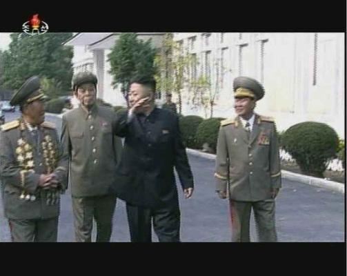 Ким Чен Ын удалил казненного дядю со всех фотографий