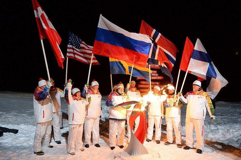 Найяскравіші моменти подорожі Олімпійського вогню 2014