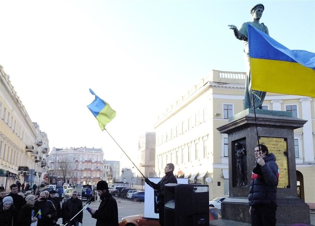 На одеському Евромайдане збирають гроші на відставку Януковича