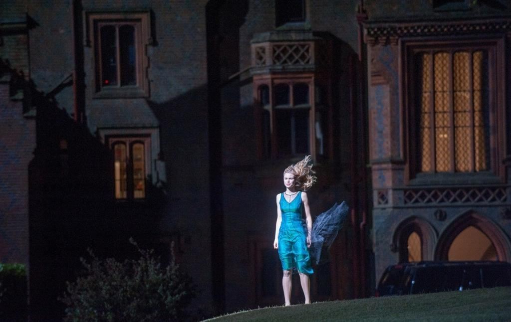 "Академия вампиров": много новых кадров