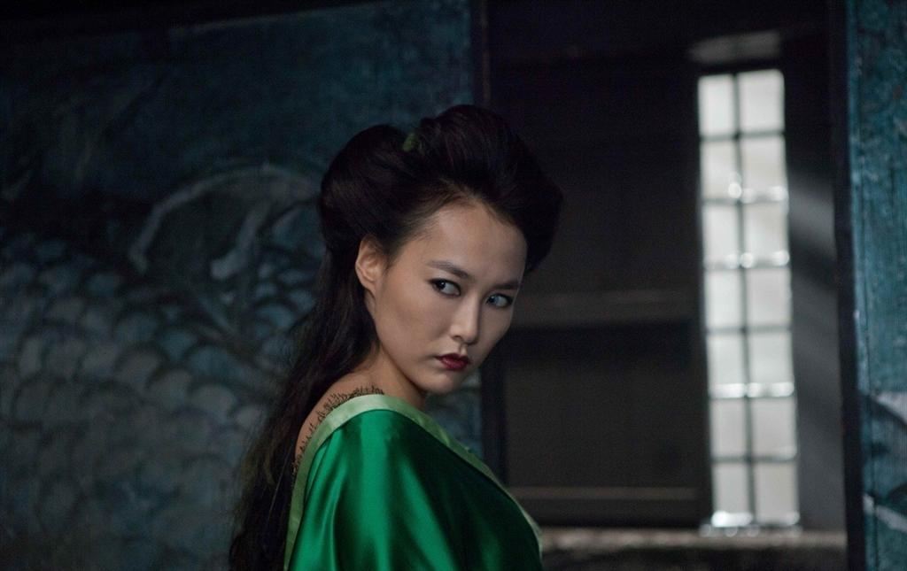 47 самураев плюс-минус зомби и Халк