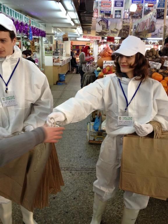 Активистов "Чистой планеты" преследует охрана супермаркетов