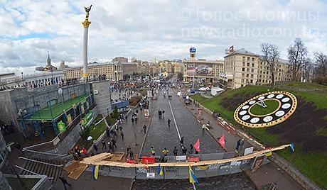 Евромайдановци забарикадувалися