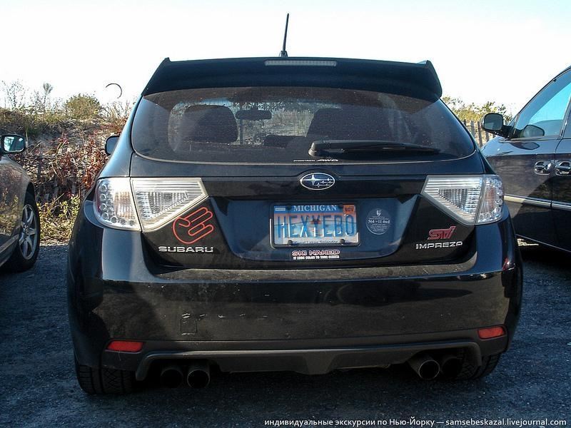 Незвичайні автомобільні номери з Нью-Йорка