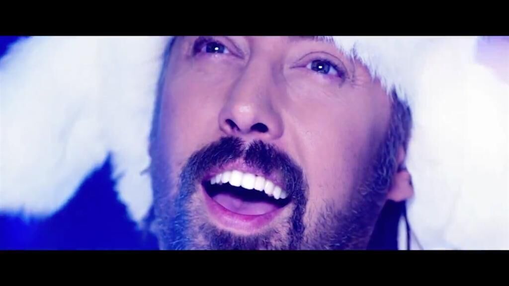 Дима Коляденко захватил карусель в центре Киева