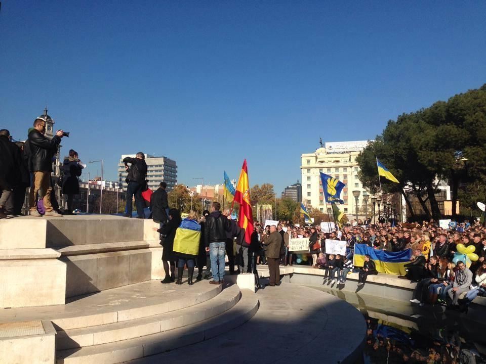 Українські Евромайдани по всьому світу