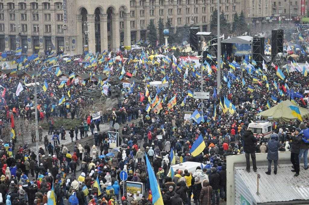 Евромайдан вышел на Марш миллиона. Фоторепортаж