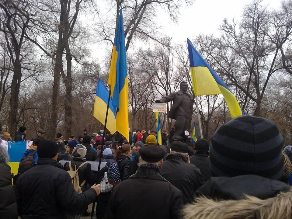 В Днепропетровске поддержать Марш миллиона пришли три тысячи человек