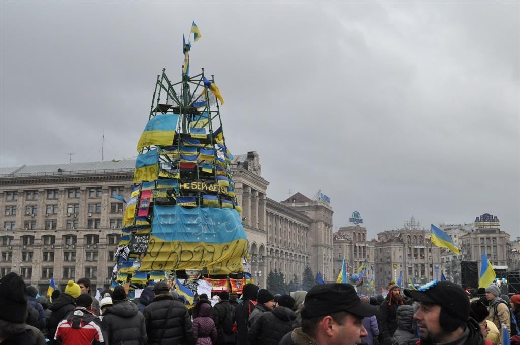 Евромайдан вышел на Марш миллиона. Фоторепортаж