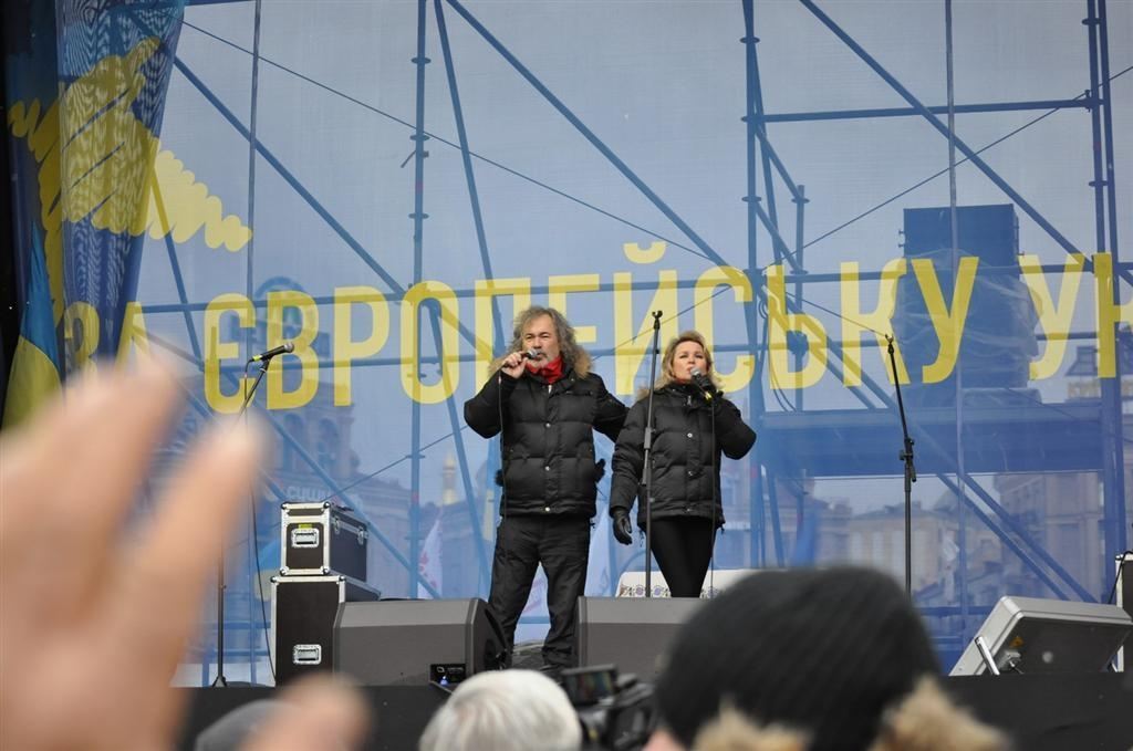 Евромайдан вышел на Марш миллиона. Фоторепортаж