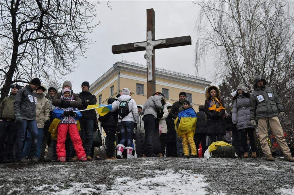 Евромайдан вийшов на Марш мільйона. Фоторепортаж