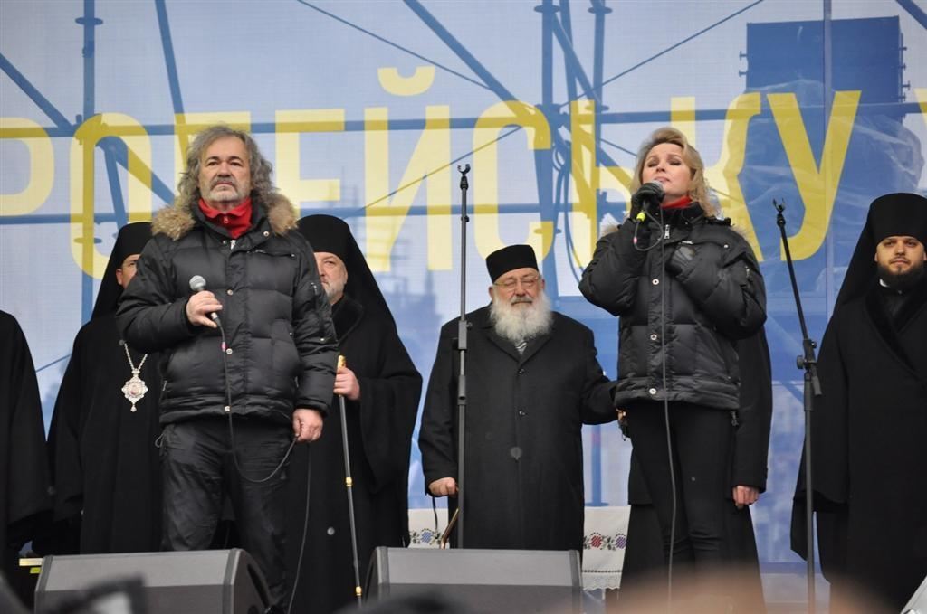 Евромайдан вышел на Марш миллиона. Фоторепортаж