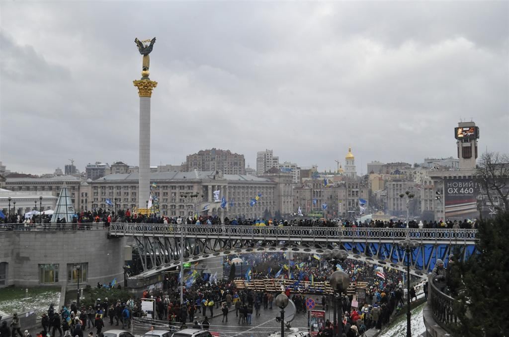 Евромайдан вышел на Марш миллиона. Фоторепортаж