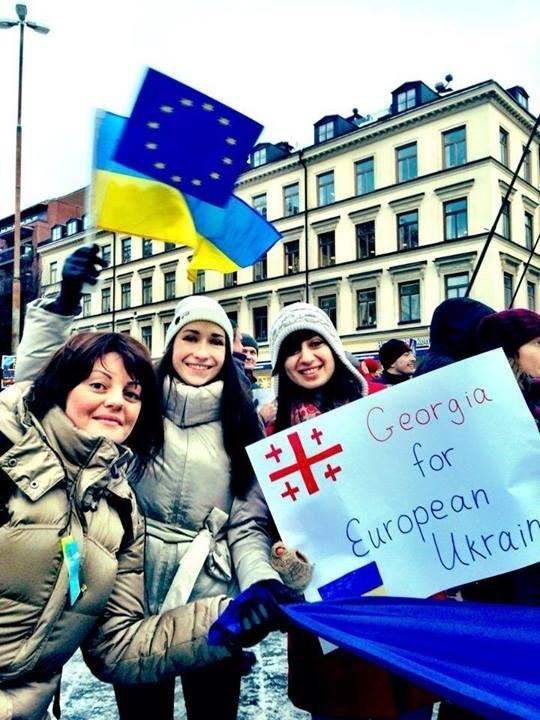 Українські Евромайдани по всьому світу