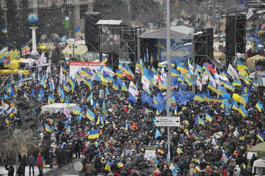 Евромайдан вышел на Марш миллиона. Фоторепортаж