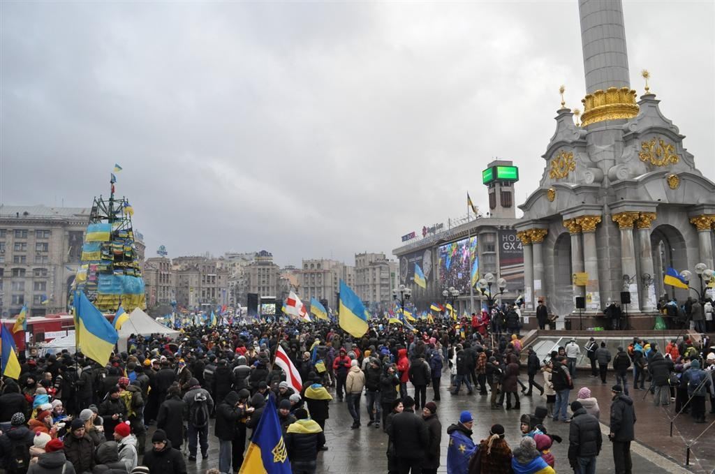 Евромайдан вийшов на Марш мільйона. Фоторепортаж