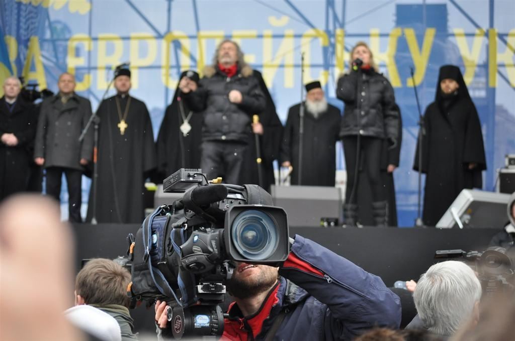 Евромайдан вийшов на Марш мільйона. Фоторепортаж