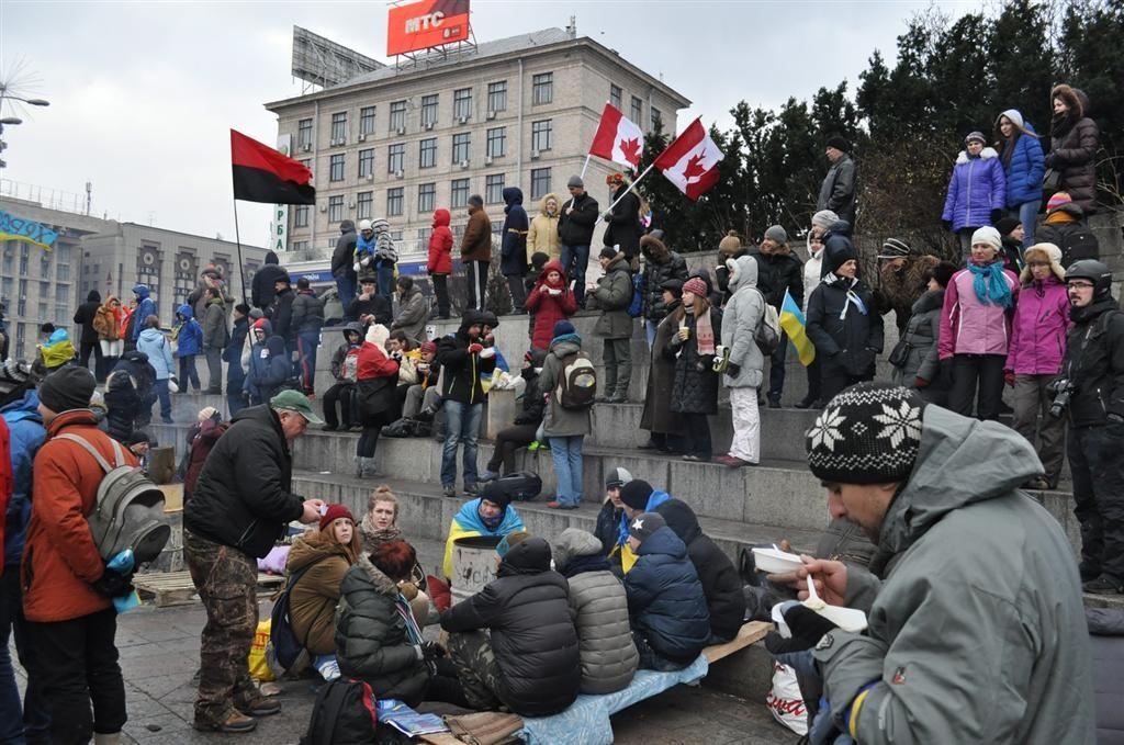 Евромайдан вышел на Марш миллиона. Фоторепортаж