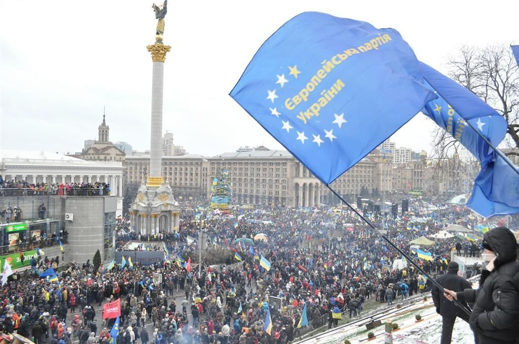 Евромайдан вышел на Марш миллиона. Фоторепортаж