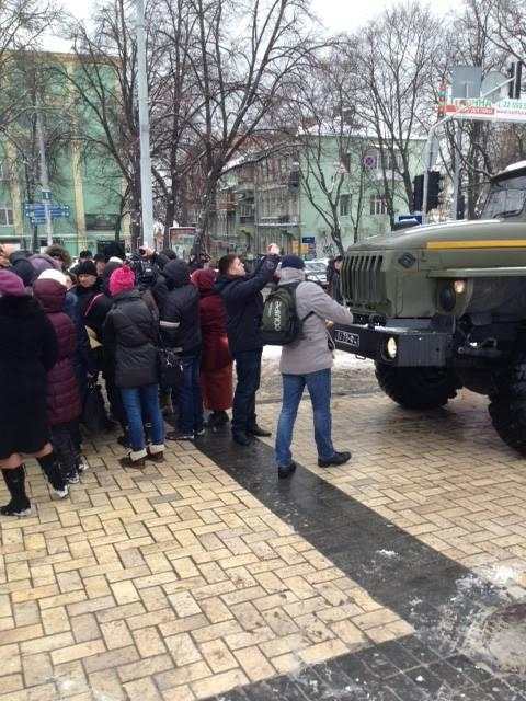 Спецназ оточує Майдан