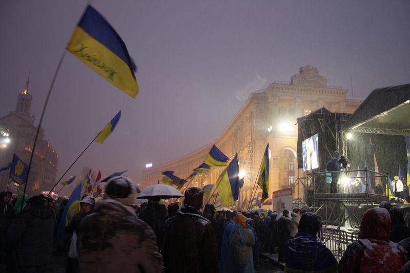 Київський Евромайдан зростає