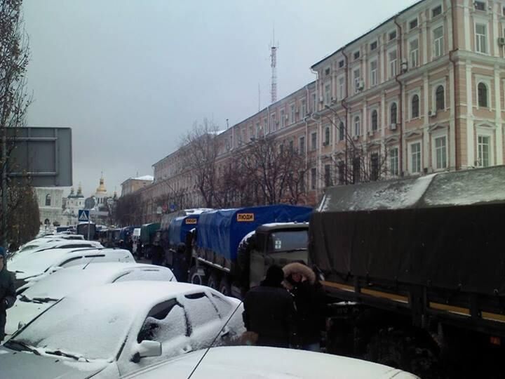 Спецназ з Михайлівської попрямував до Майдану