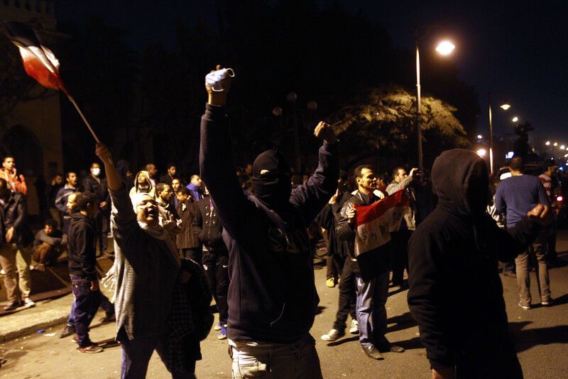 В Каире беспорядки на годовщину свержения Мубарака. Видео