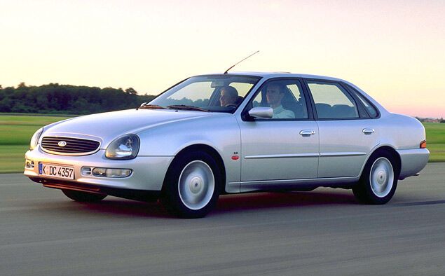 Автокунсткамера: ТОП-10 самых уродливых машин. Фото