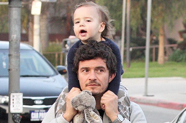 Орландо Блум учит Флина мужскому шоппингу. Фото