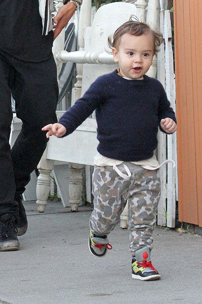 Орландо Блум учит Флина мужскому шоппингу. Фото