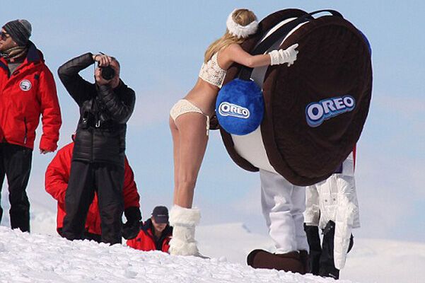 Кейт Аптон готова мерзнуть ради Sports Illustrated Swimsuit. Фото