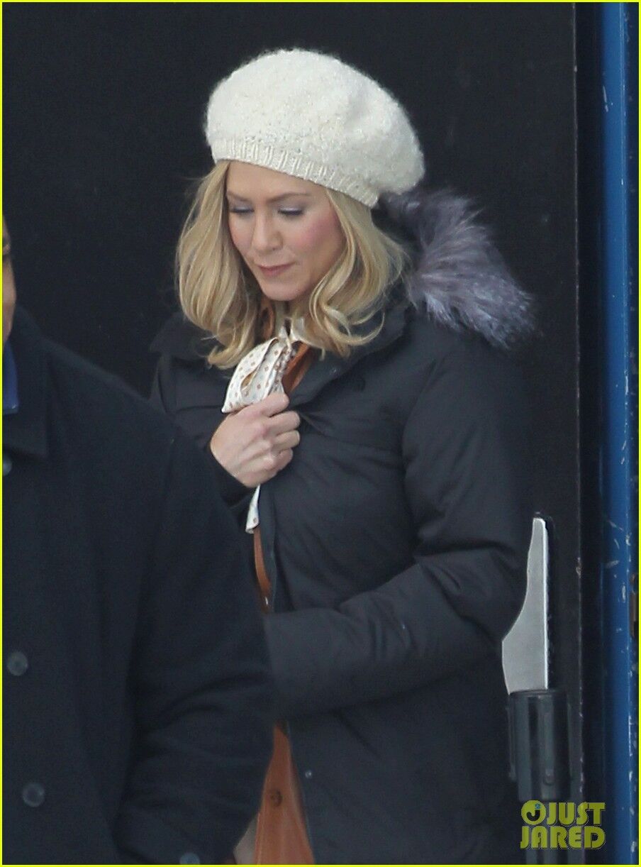 Дженнифер Энистон стала блондинкой