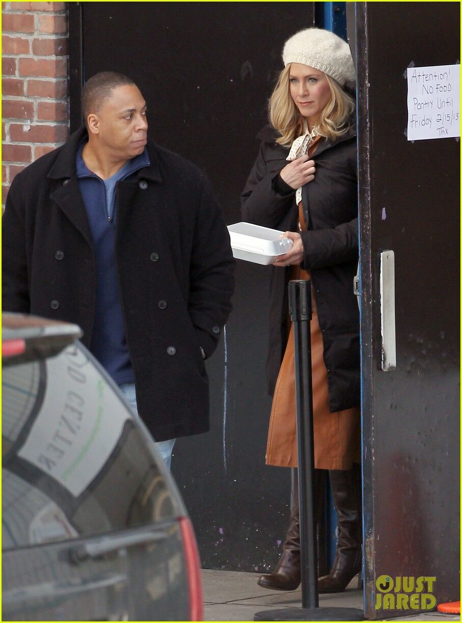 Дженнифер Энистон стала блондинкой