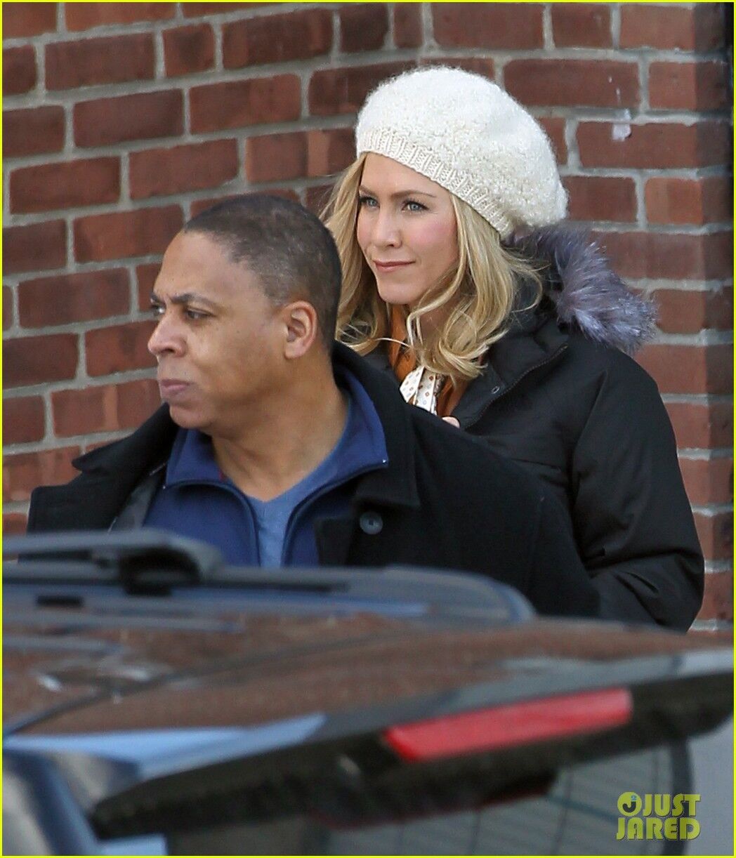 Дженнифер Энистон стала блондинкой