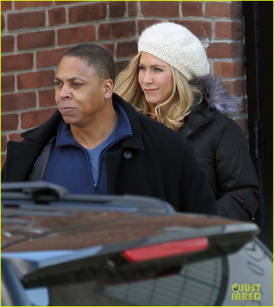 Дженнифер Энистон стала блондинкой