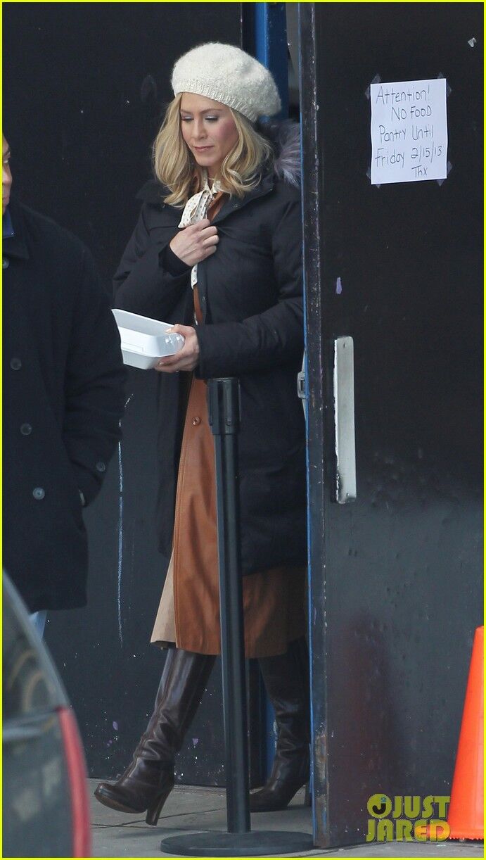 Дженнифер Энистон стала блондинкой