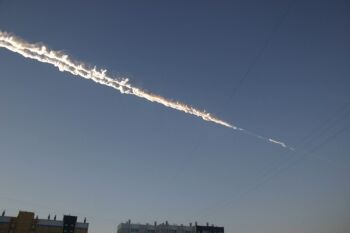 У Челябінську впав метеорит: є постраждалі. Відео
