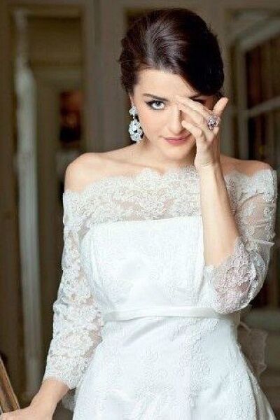 Звезда "Папиных дочек" стала свадебной моделью. Фото