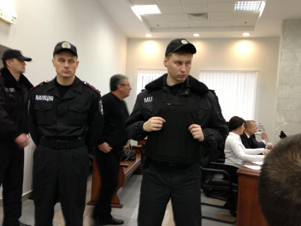 Тимошенко не привезли в суд. Видео