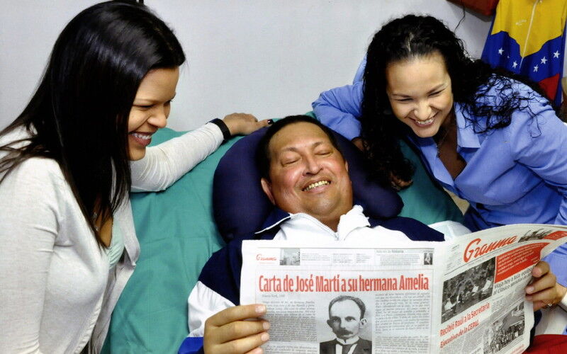 Чавес повернувся до Венесуели після лікування на Кубі. Відео