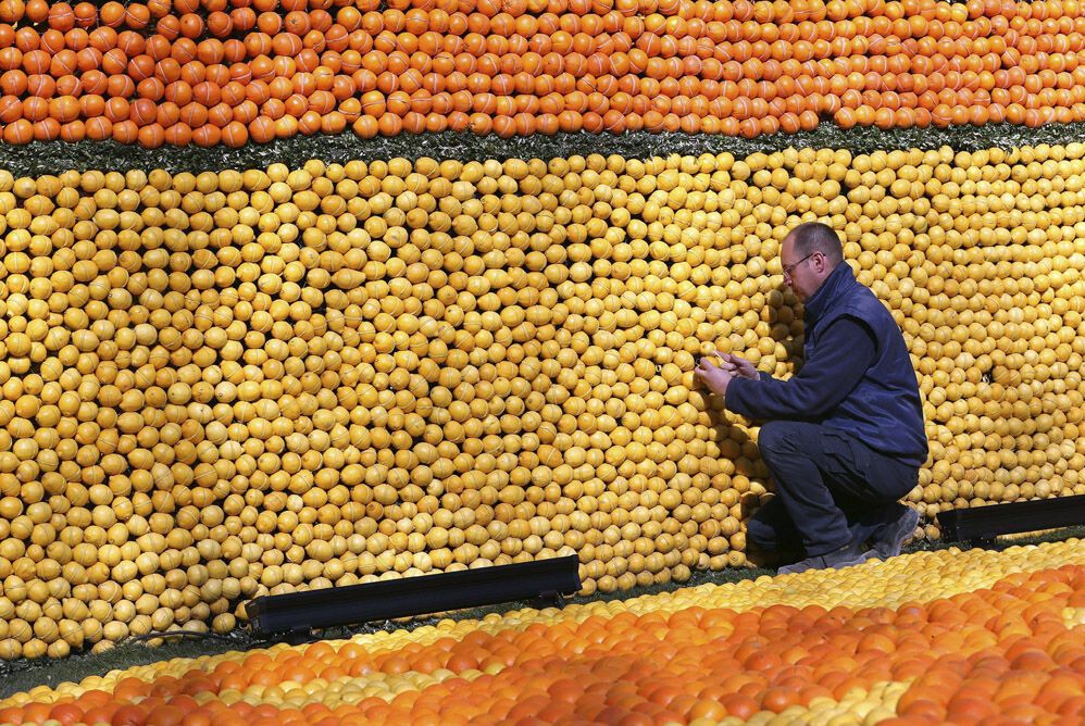 Фестиваль лимонів у Франції