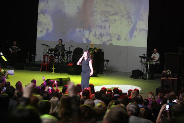 Концерт Лолиты в столичном дворце "Украина"