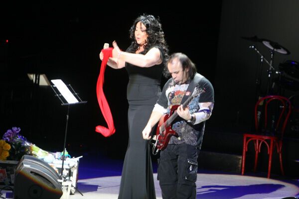 Концерт Лолиты в столичном дворце "Украина"