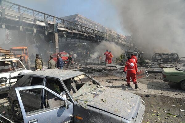 Мощные взрывы прогремели в центре Дамаска. Видео