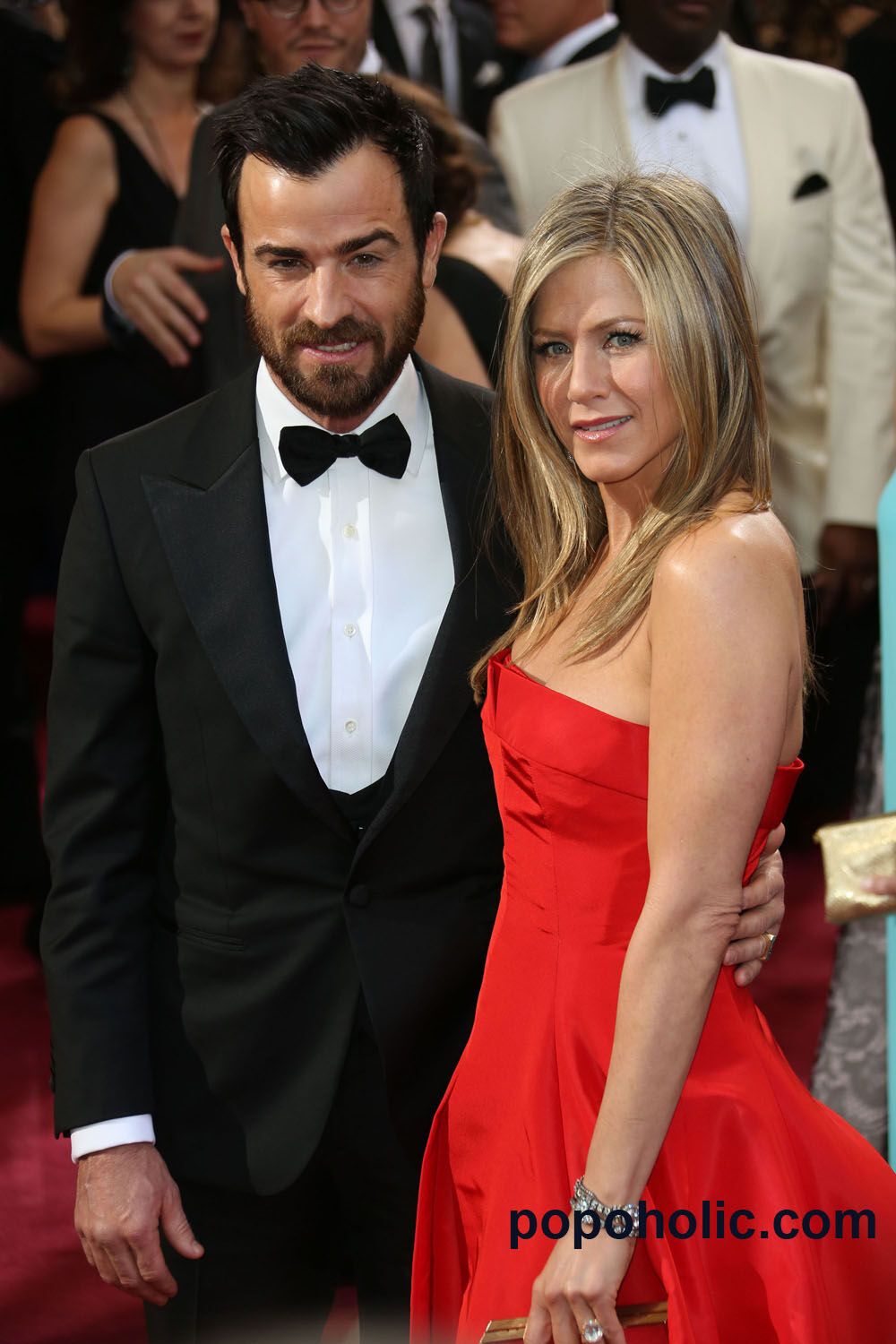 "Оскар" 2013: Дженнифер Энистон в красном