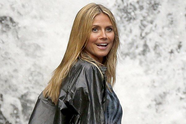 Хайди Клум испытывает молодых моделей на Гавайях. Фото