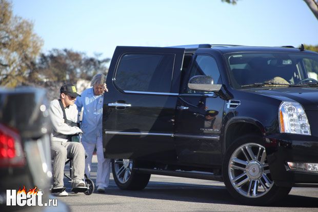 Алексей Воробьев передвигается в инвалидном кресле. Фото